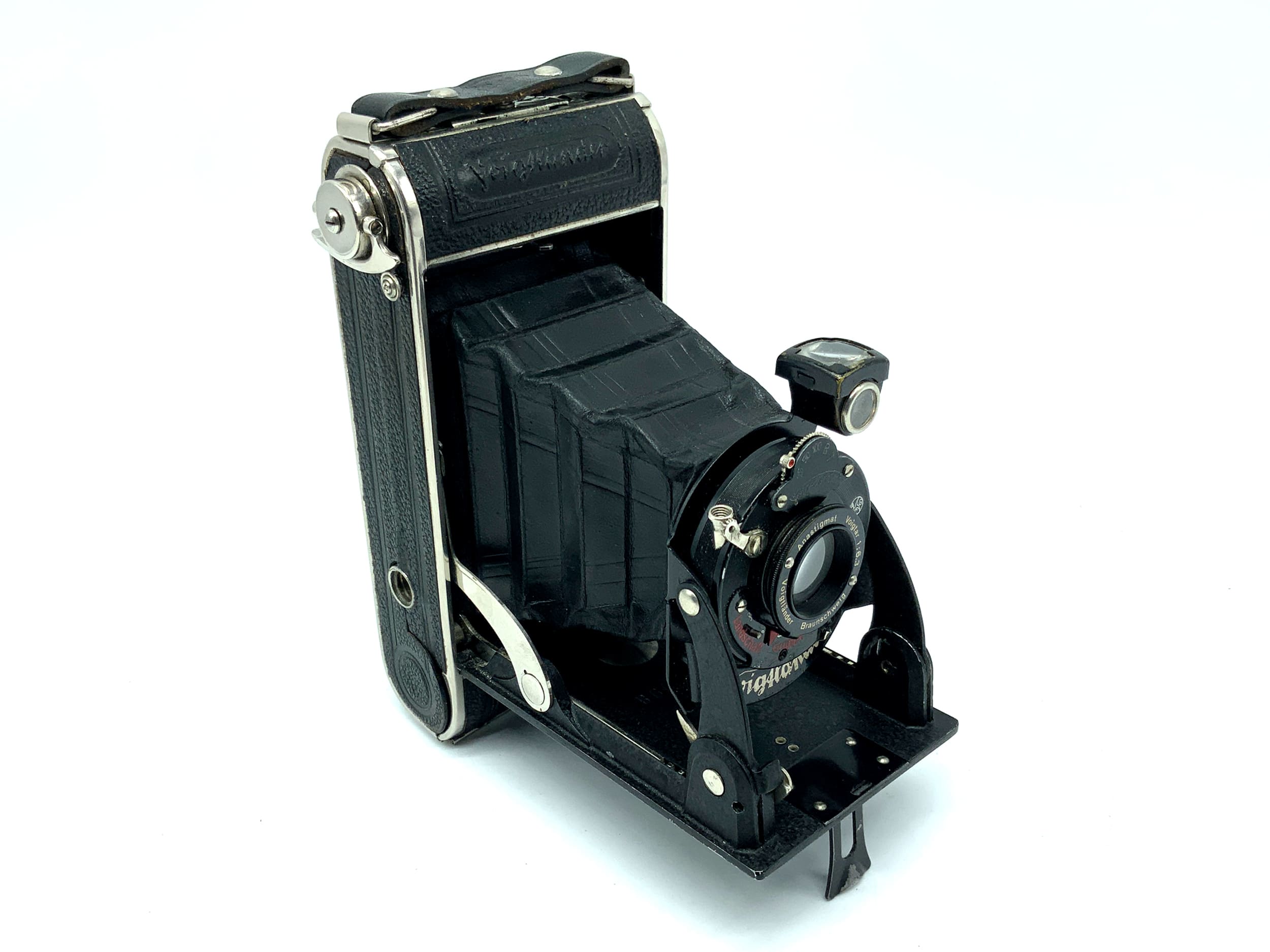 Voigtländer Bessa folding camera with Anastigmat Voigtar 1:6.3 analog camera