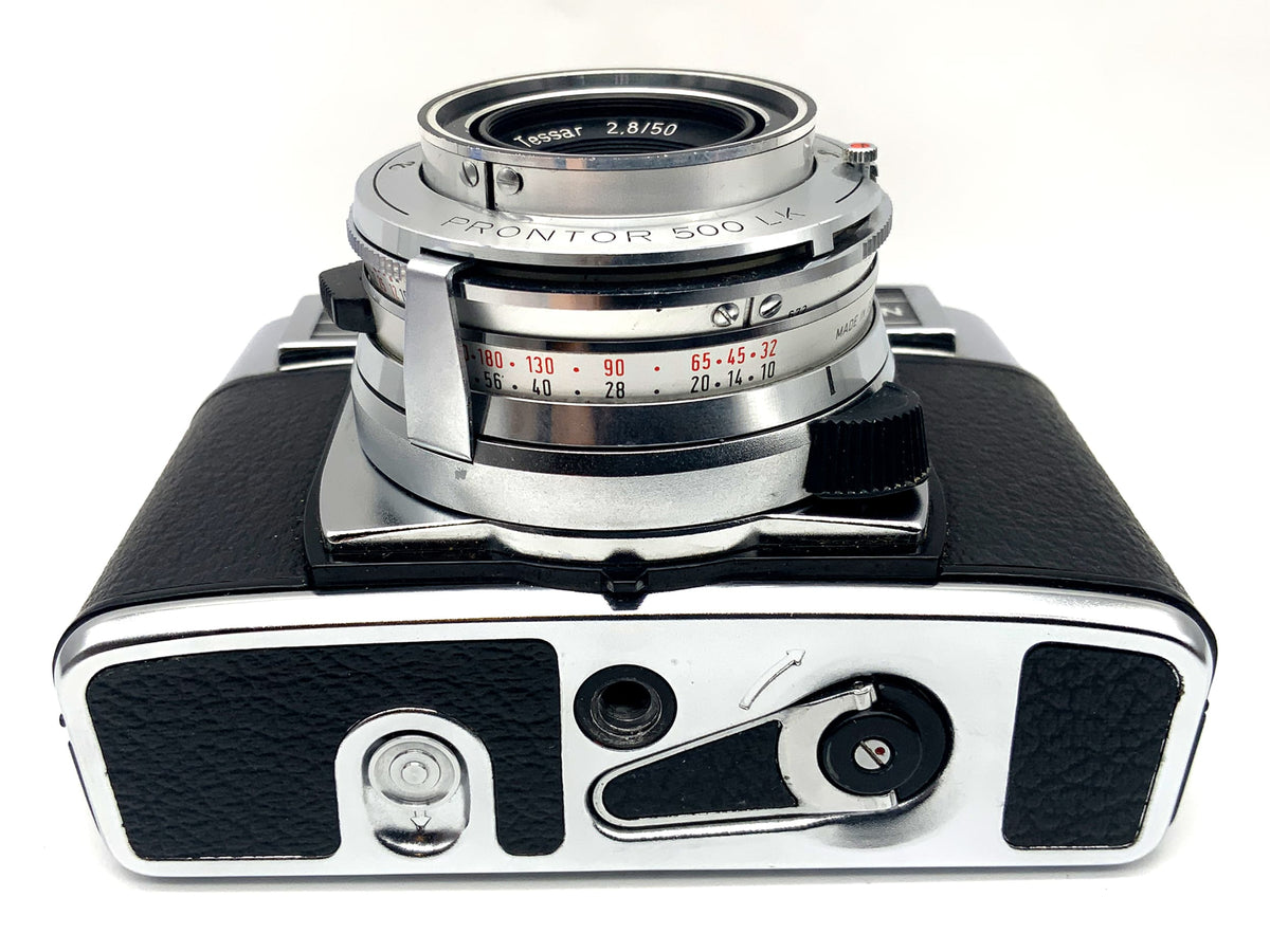 Appareil photo télémétrique Zeiss Ikon Contessa LBE avec objectif analogique Carl Zeiss Tessar 2.8 50 mm