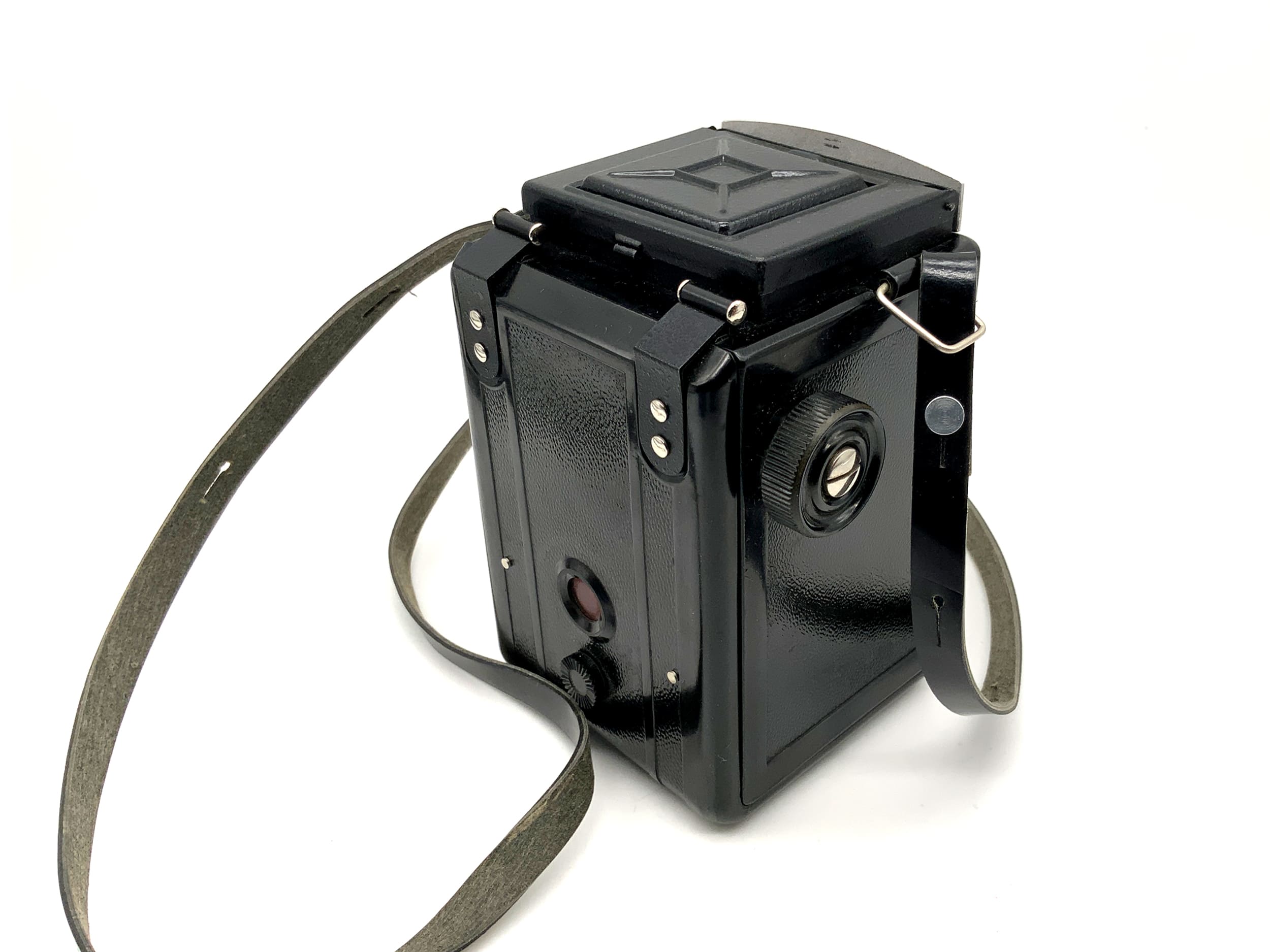 Lomo Lubitel 2 TLR with T-22 4.5/75 USSR twin-lens reflex analog camera