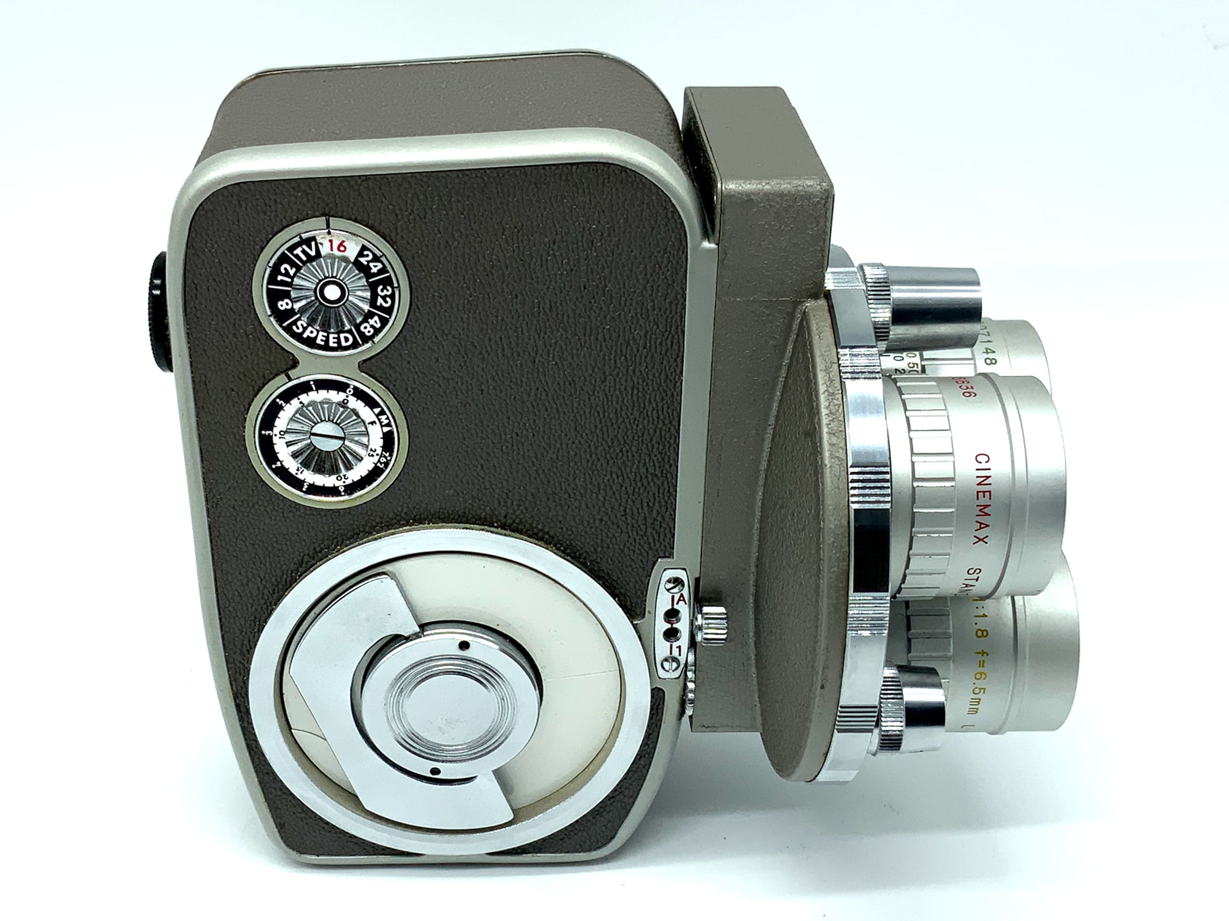 Neckermann Cinemax-8 Triauto film camera with 1:1.8 6.5mm/13mm/26mm Super 8