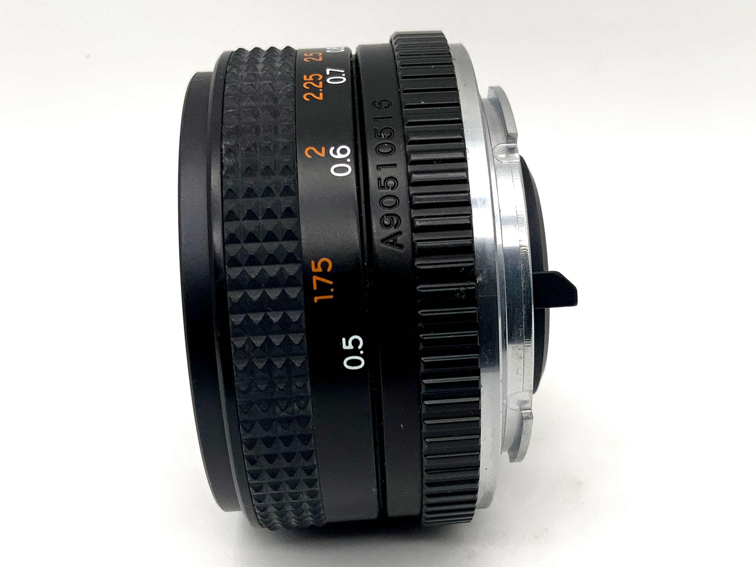 Objectif Yashica 50 mm 1:2 DX à focale fixe (Yashica/Contax)