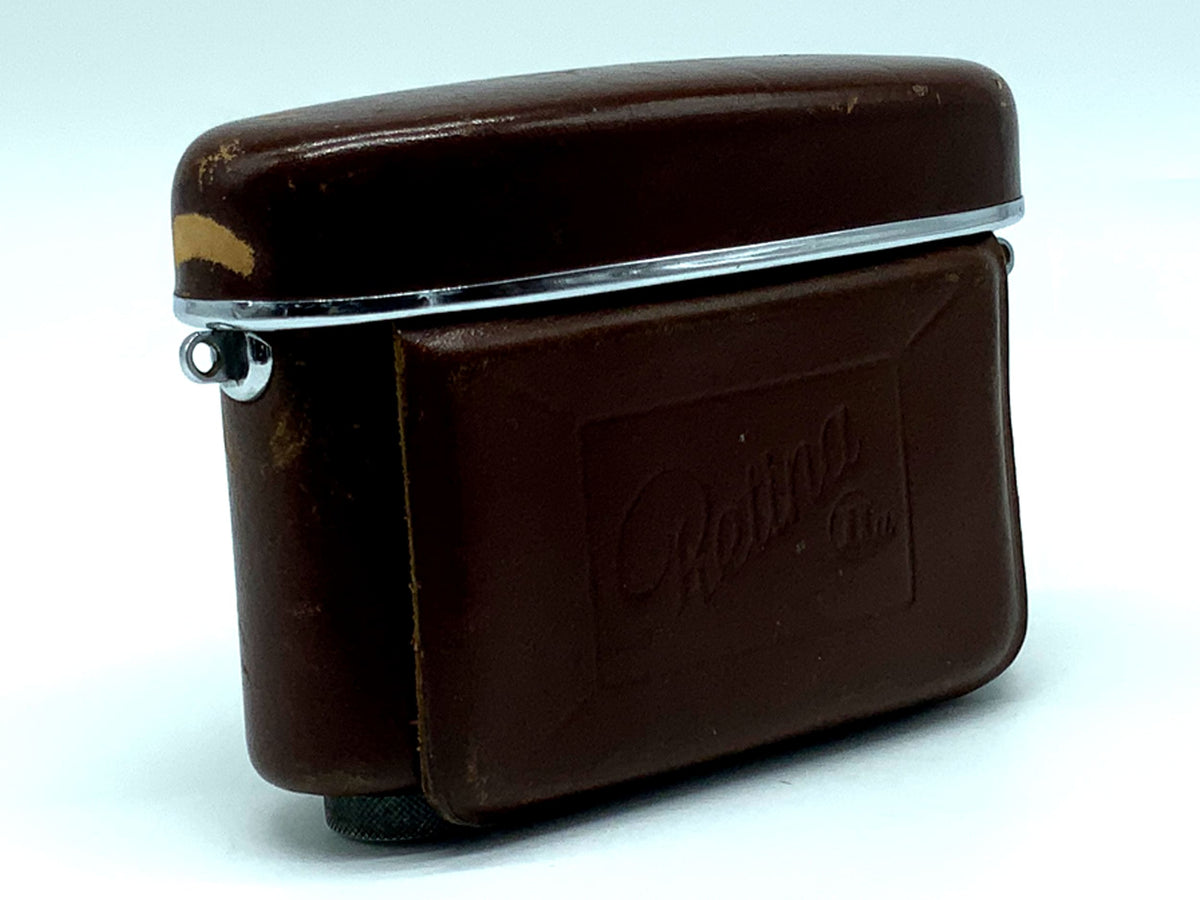 Étui en cuir marron pour appareil photo Kodak Retina IIa Ready.