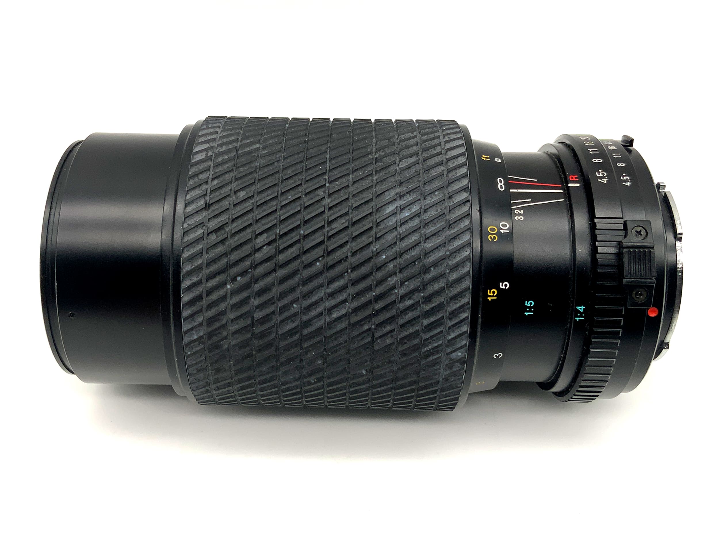 Objectif zoom macro Tokina 80-200 mm 1:4,5 (Minolta MD)