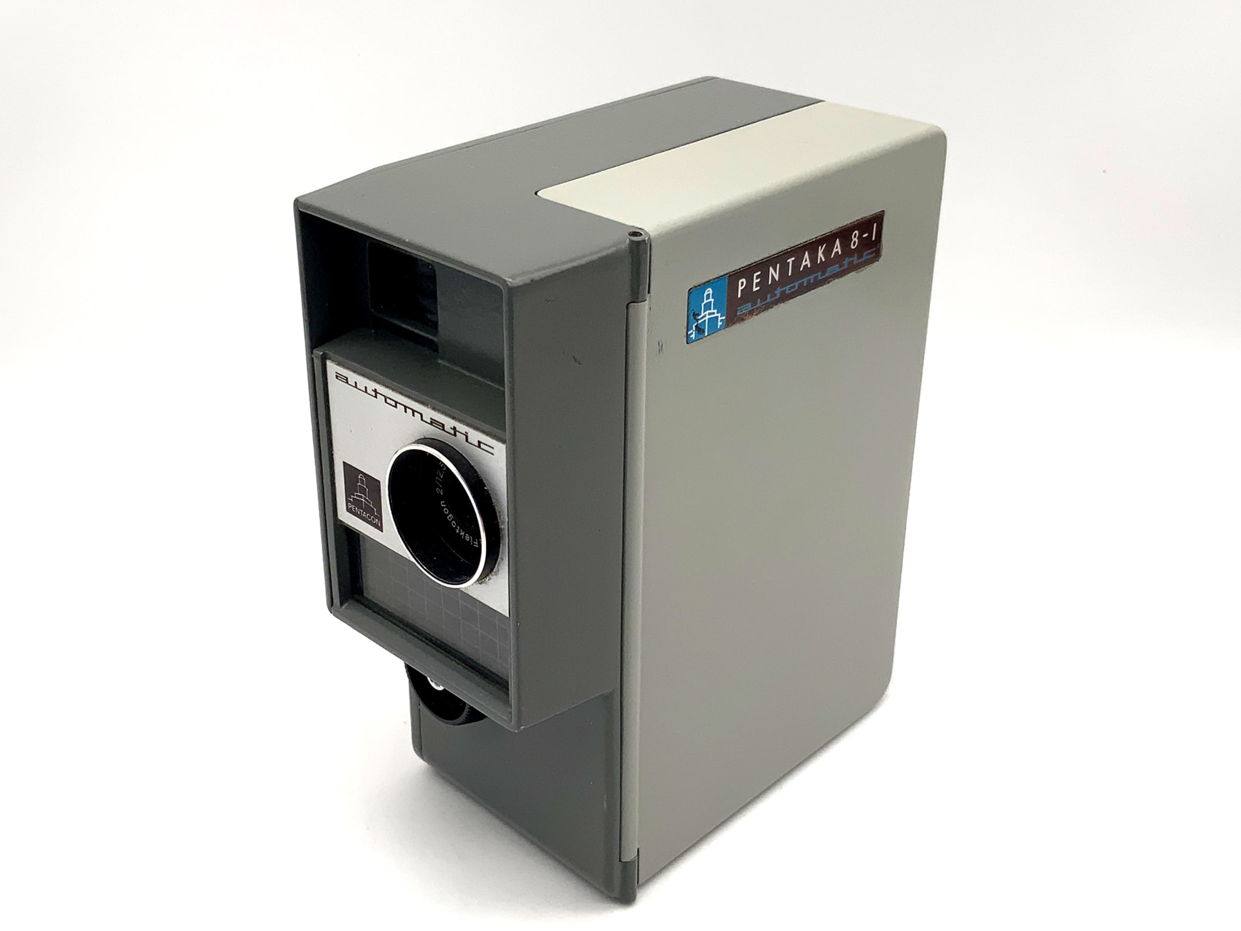 Appareil photo argentique automatique Pentacon Pentaka 8-I avec objectif Flektogon 2/12,5 double 8 mm