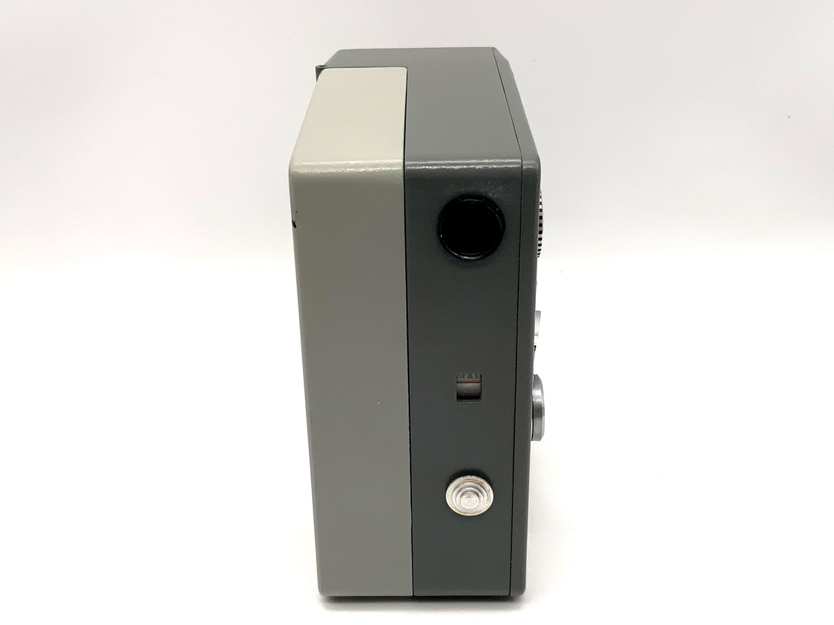 Appareil photo argentique automatique Pentacon Pentaka 8-I avec objectif Flektogon 2/12,5 double 8 mm