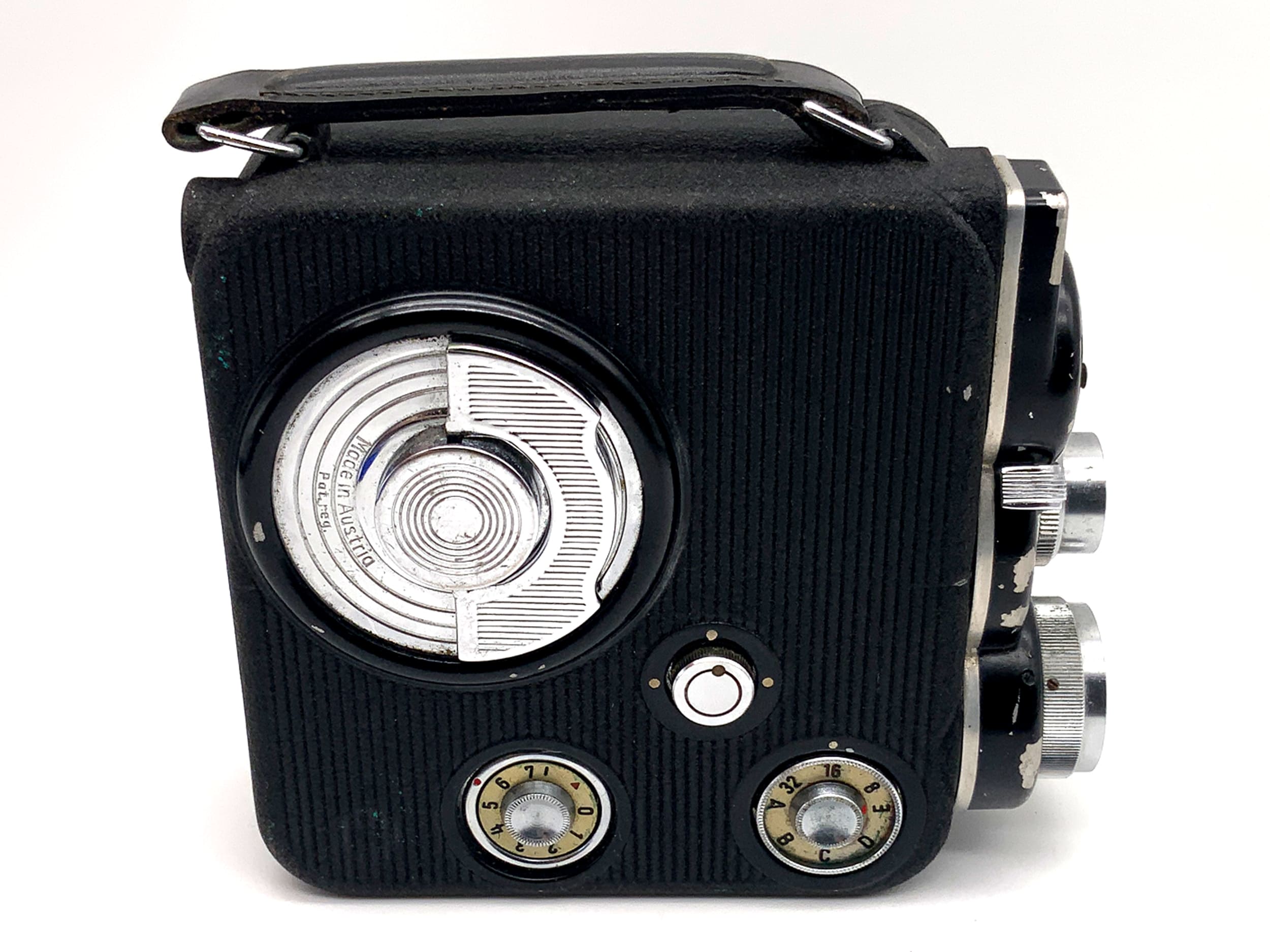 Appareil photo argentique Eumig C3 avec objectif double 8 mm Xenoplan 1:1,9/13 mm