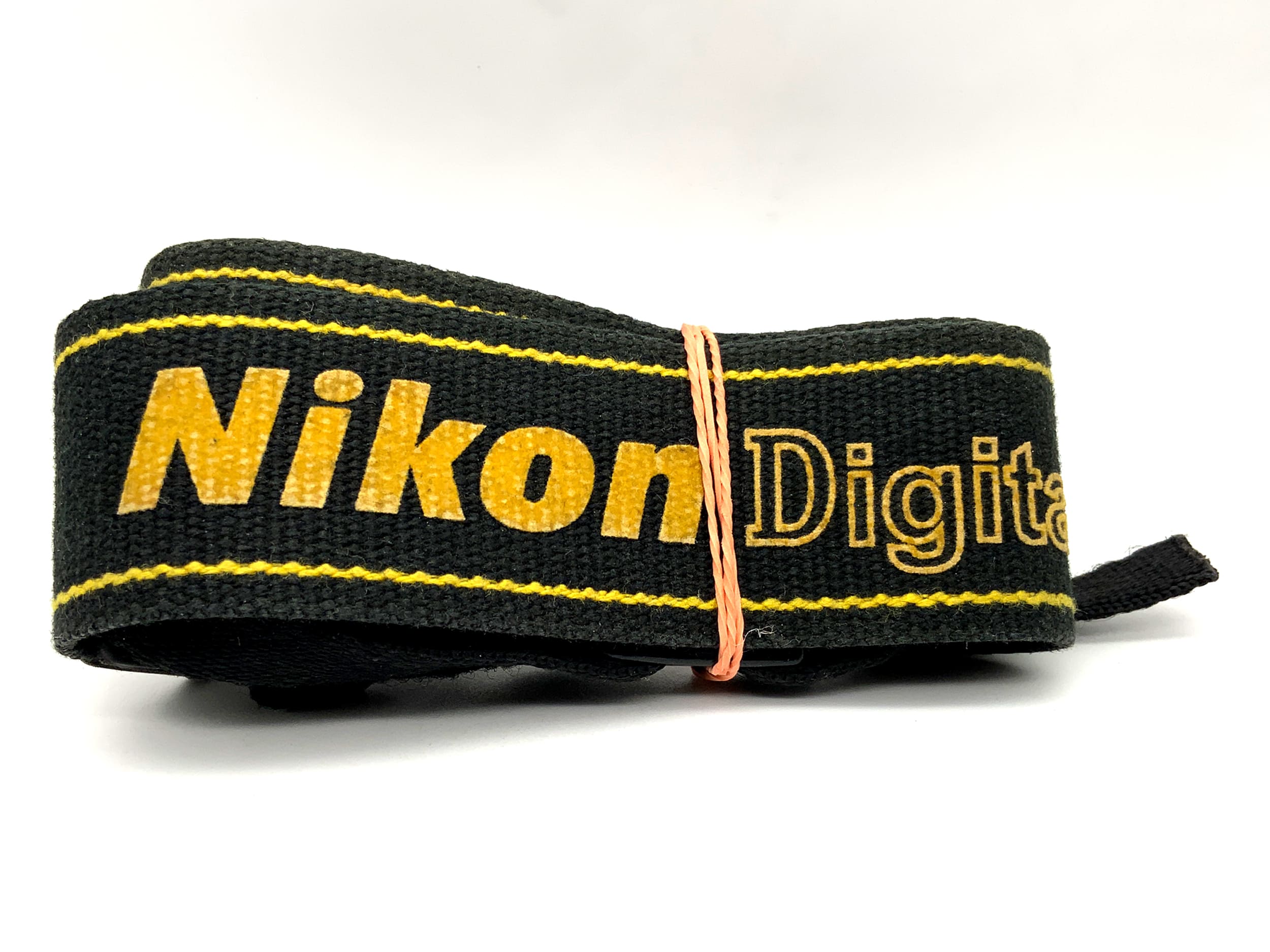Sangle Nikon Digital Nikkor noire et jaune pour cou et épaule