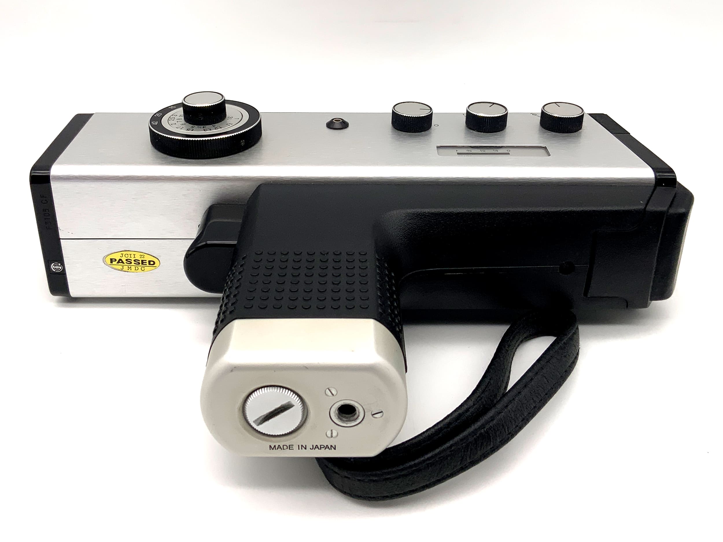 Caméra Agfa Movexoom 3000 avec pellicule étroite Variostar 1.8/7-42 mm Super 8