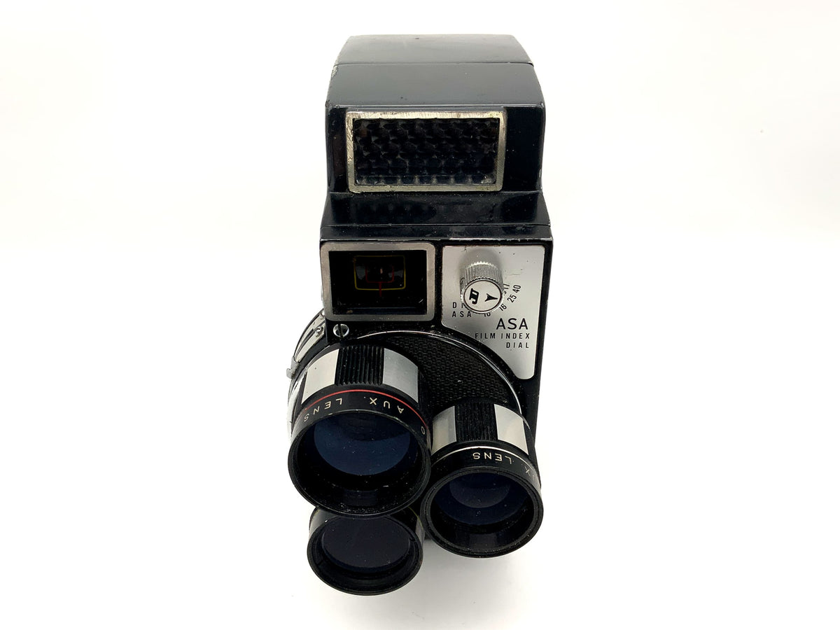 Appareil photo Jelco Auto III avec objectif Jelco (3 pièces) pour film double 8 mm.