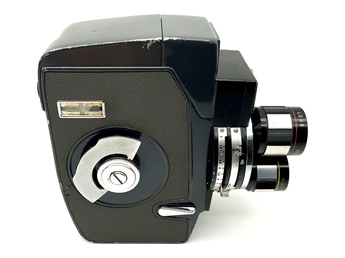 Appareil photo Jelco Auto III avec objectif Jelco (3 pièces) pour film double 8 mm.