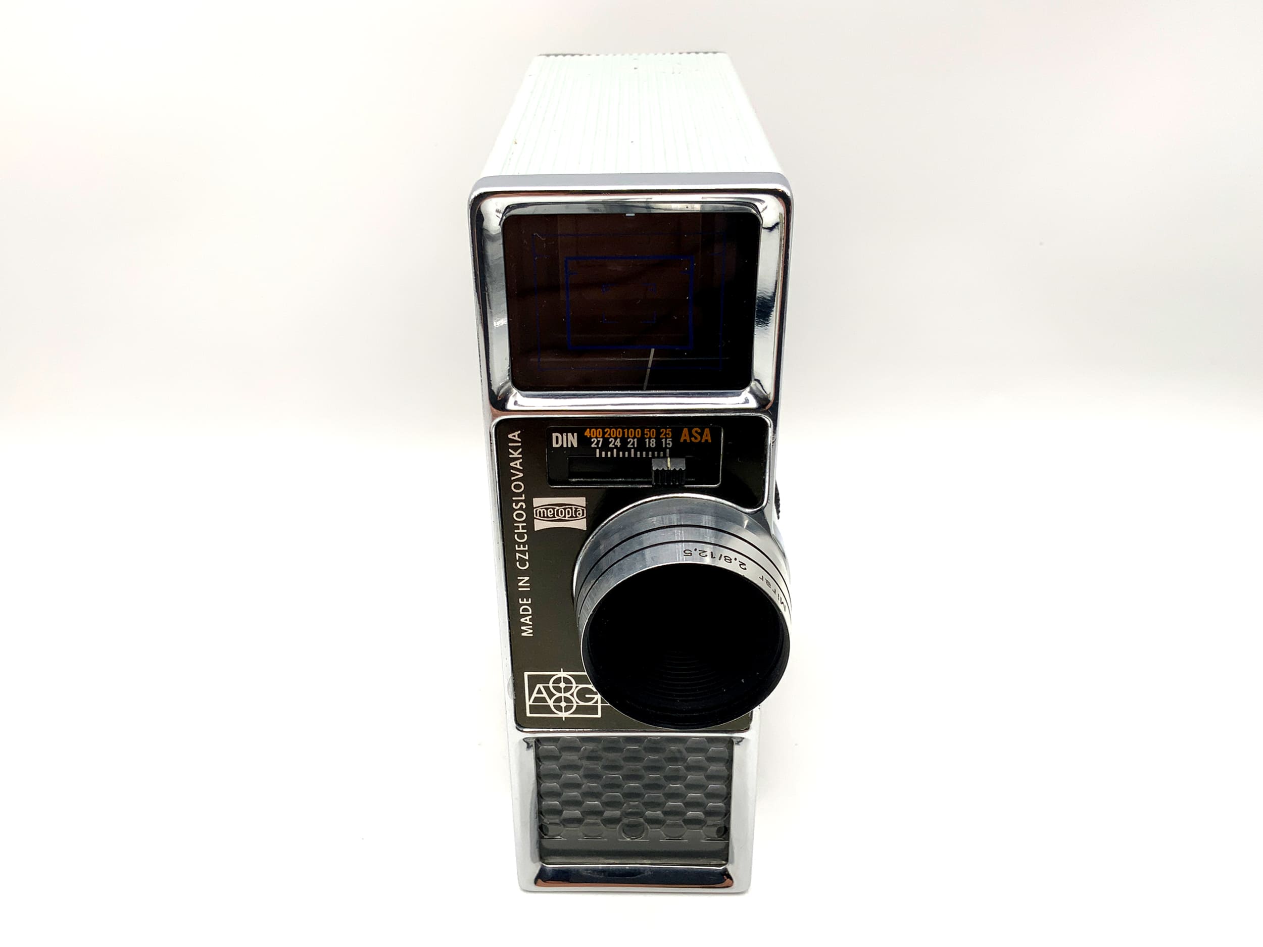 Appareil photo argentique Meopta A8G1 Supra avec objectif Mirar 2.8/12.5 16 mm et poignée pour film à faible épaisseur
