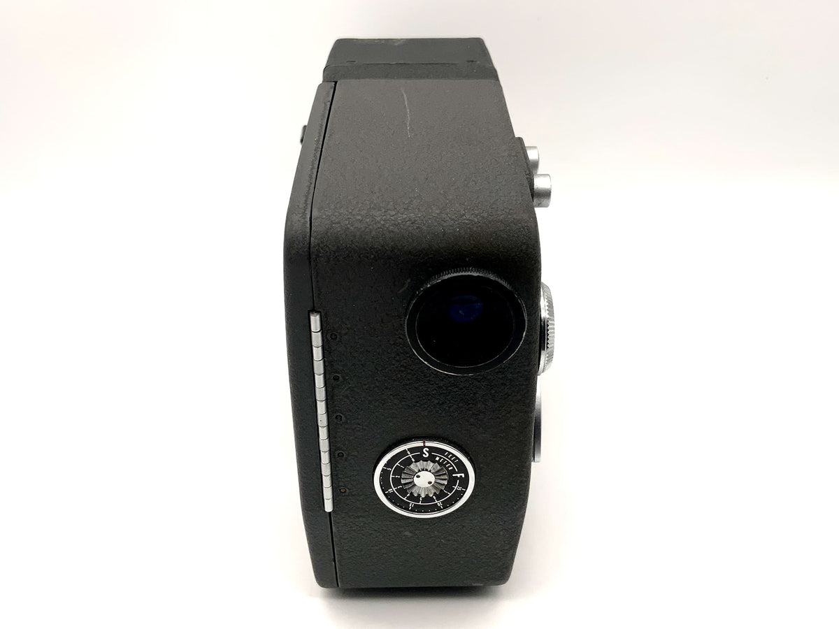 Sankyo 8-Z film camera with zoom lens f=10-30mm 1:1.8 double 8mm film