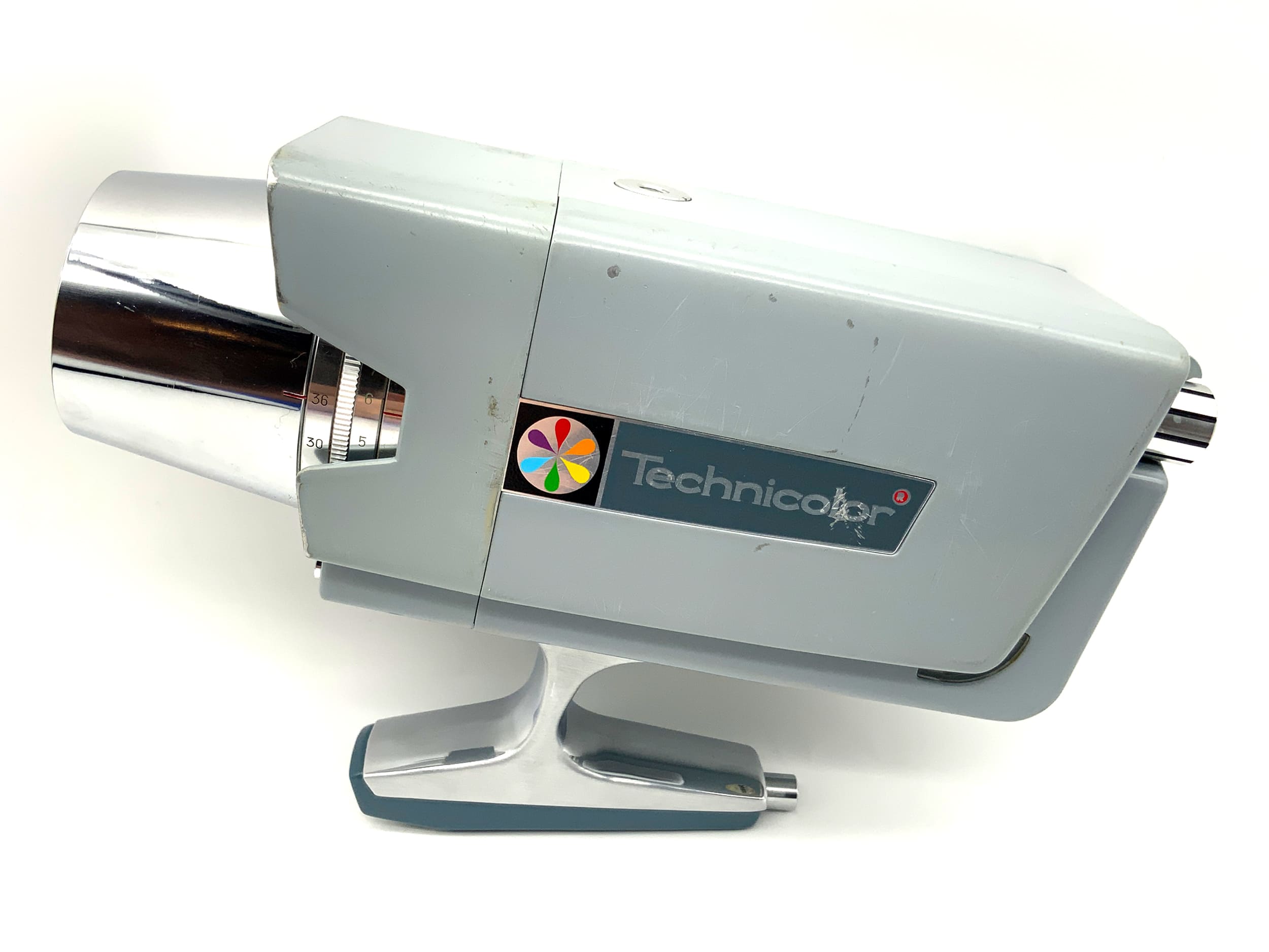 Caméra Technicolor Mark Ten avec objectif Technor 1:1.8 12-36 mm à chargement instantané Super 8