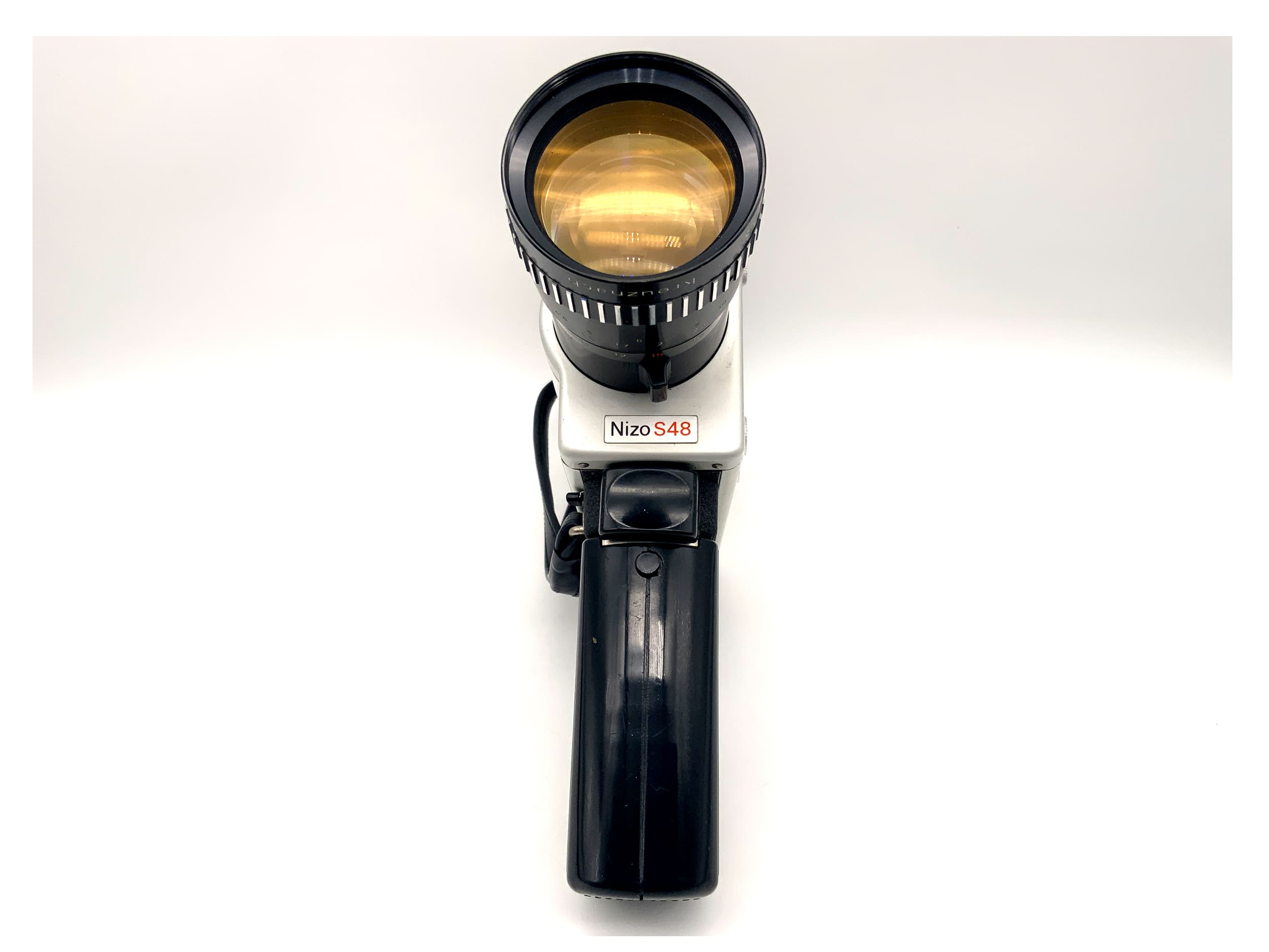 Caméra argentique Braun Nizo S48 avec objectif Variogon 1:1.8/8-48mm Super 8