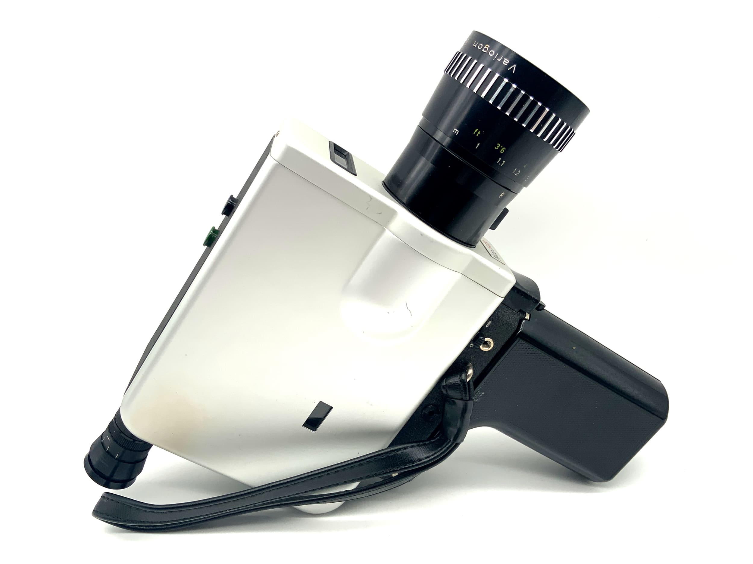 Caméra argentique Braun Nizo S48 avec objectif Variogon 1:1.8/8-48mm Super 8